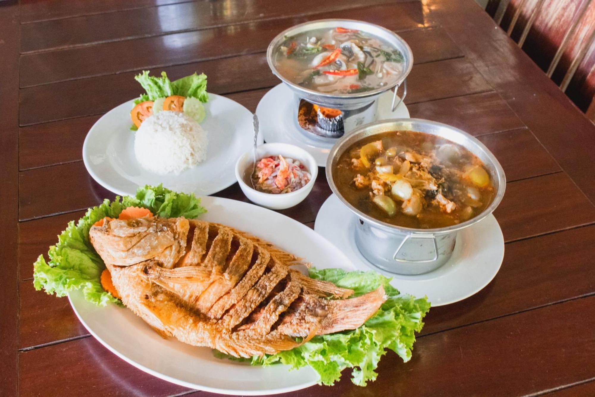 Namsai Resort Kanchanaburi City Exteriör bild