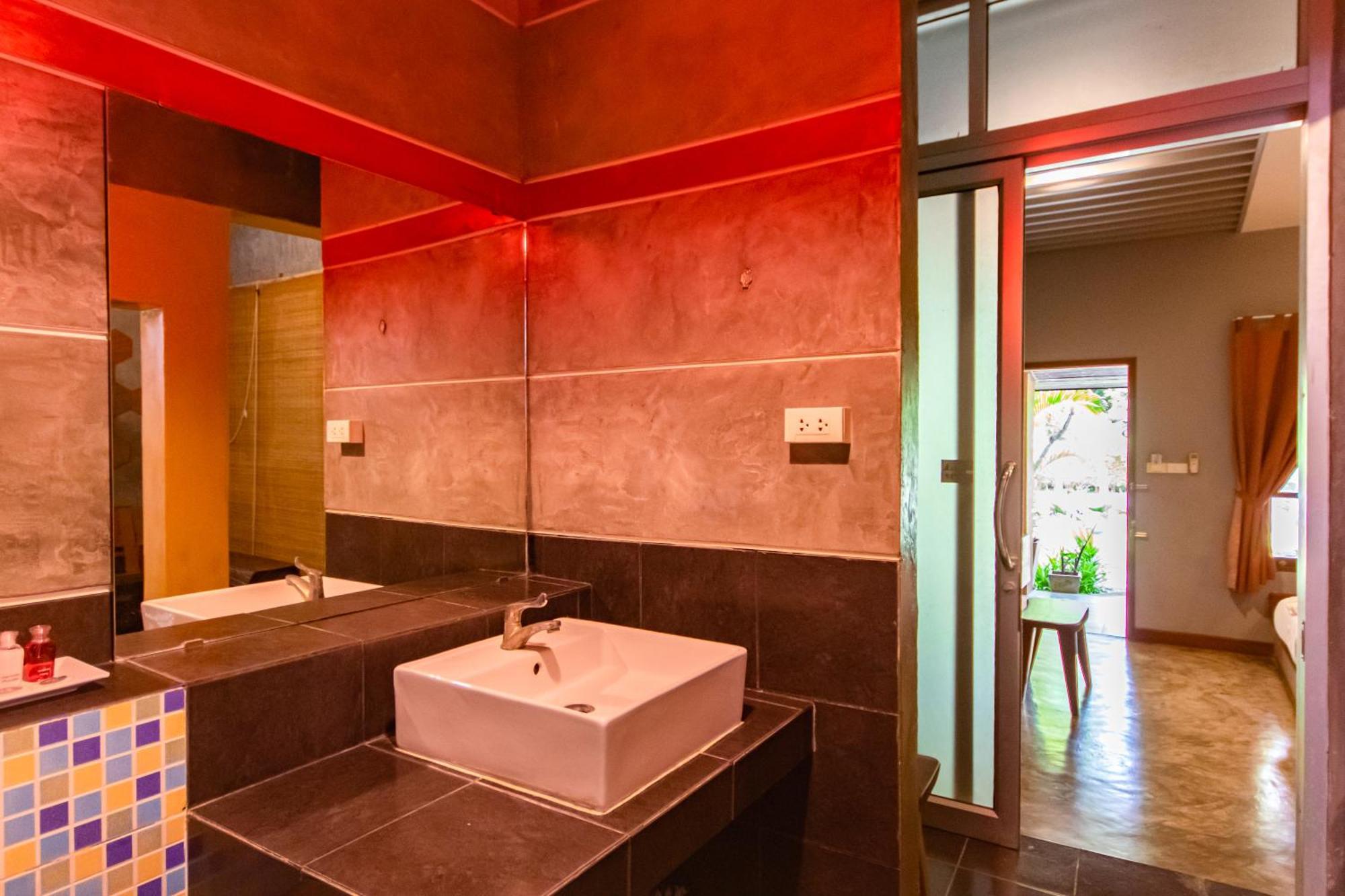 Namsai Resort Kanchanaburi City Exteriör bild