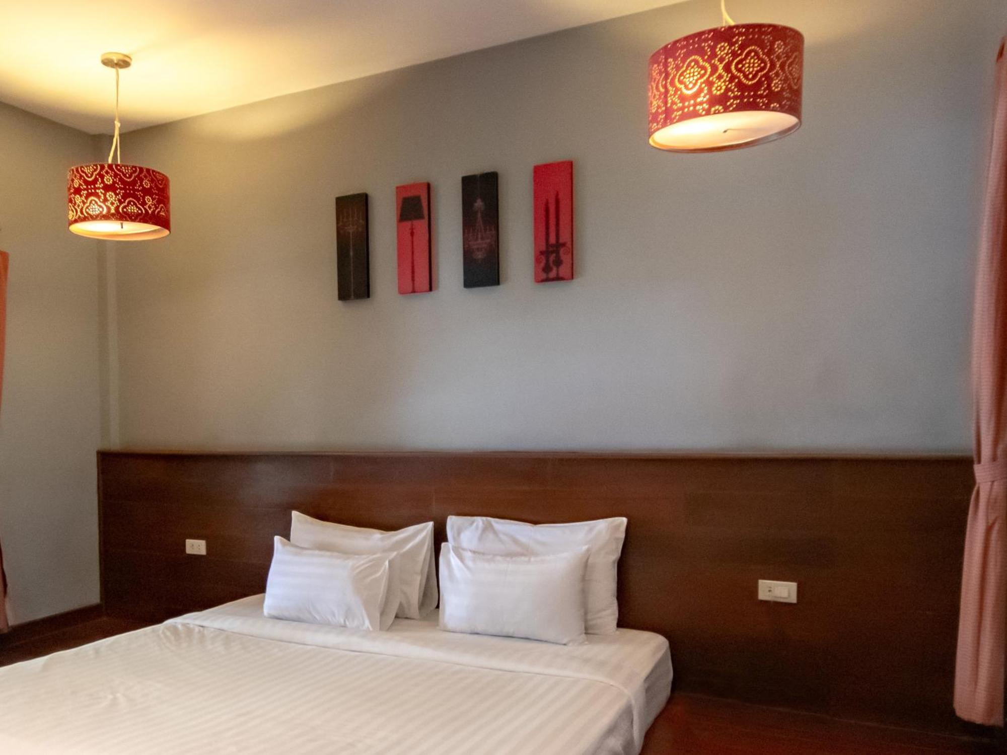 Namsai Resort Kanchanaburi City Exteriör bild